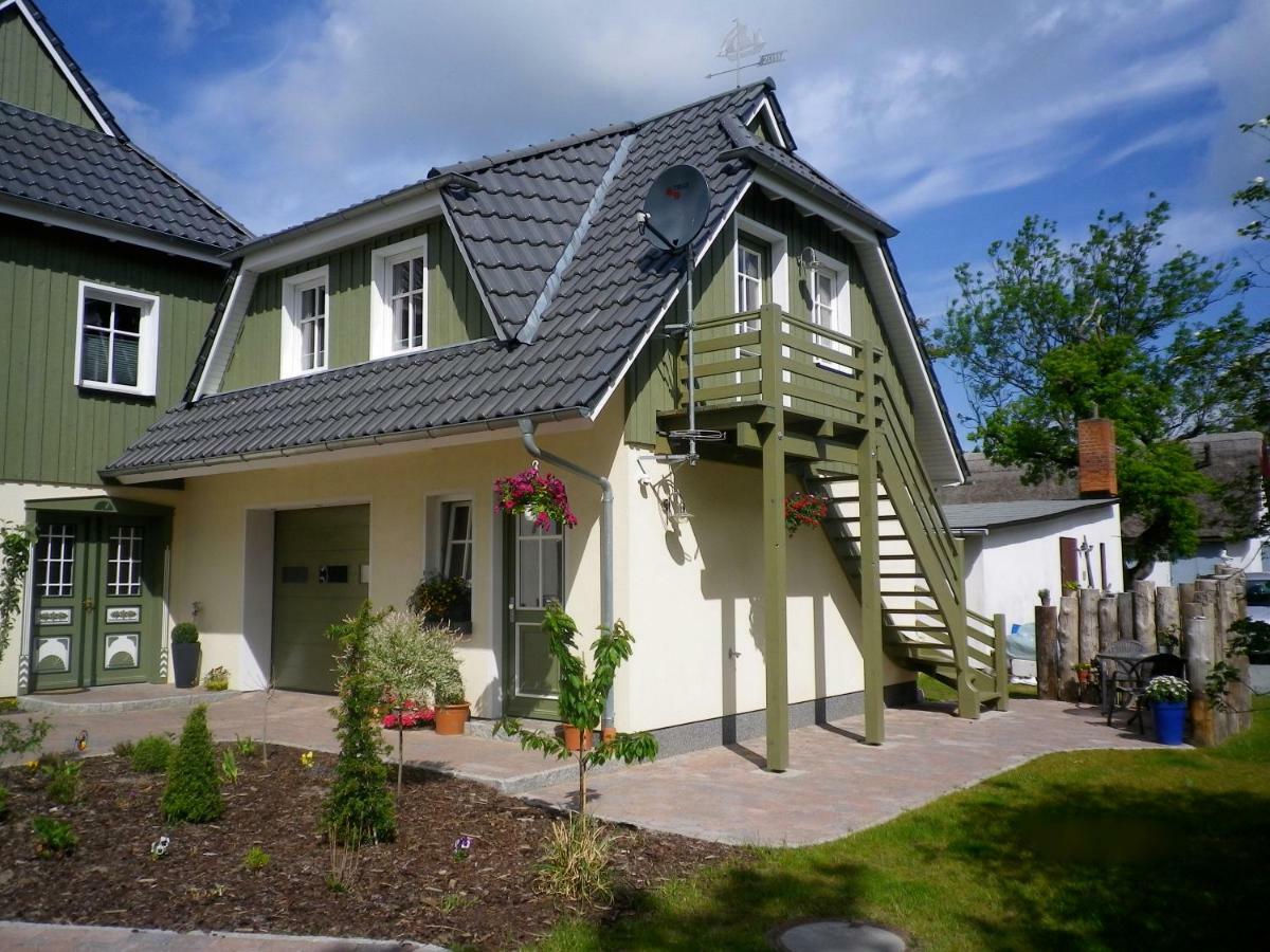 Die Kleine Ferienwohnung Prerow Bagian luar foto